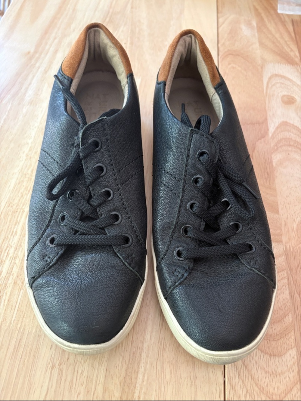 Naturalizer Black Leather Sneakers with Cream Sole and Tan Collar Accent
